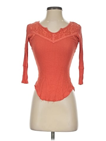 Almost Famous 3/4 Sleeve Top (view 1)