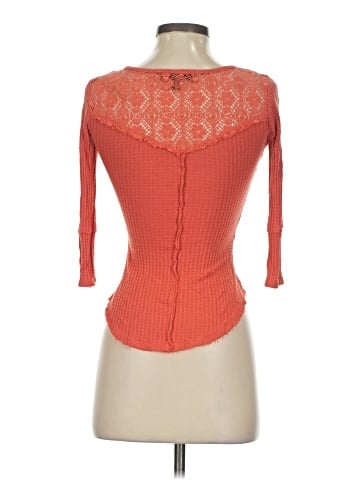 Almost Famous 3/4 Sleeve Top (view 2)