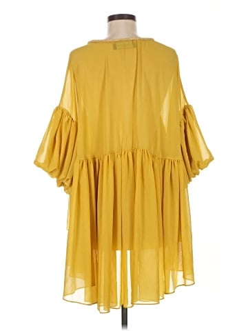 Akira Chicago Black Label 3/4 Sleeve Blouse (view 2)