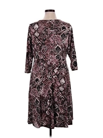 Le Lis Casual Dress (view 2)