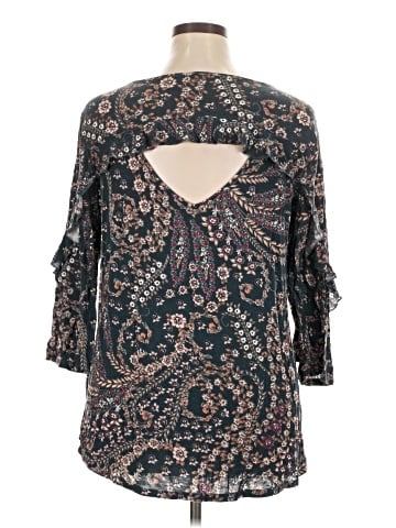 Maurices 3/4 Sleeve Blouse (view 2)
