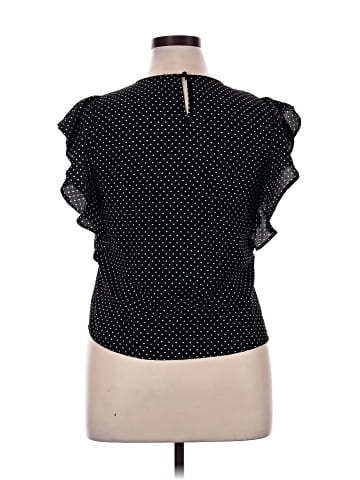 Monteau Short Sleeve Top (view 2)