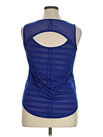 90 Degree by Reflex Active Tank (view 2)