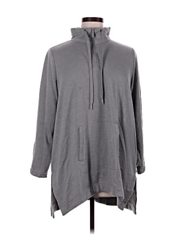 S.G. SPORT Collection Poncho (view 1)