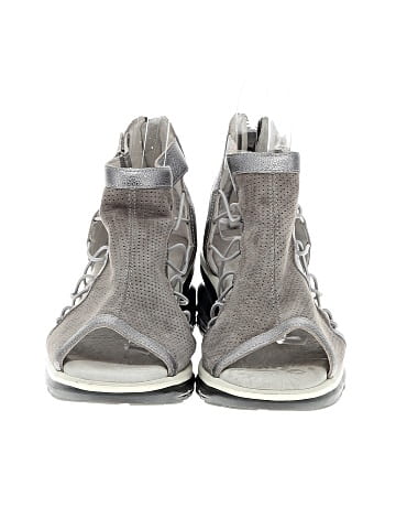 Jambu Wedges (view 2)