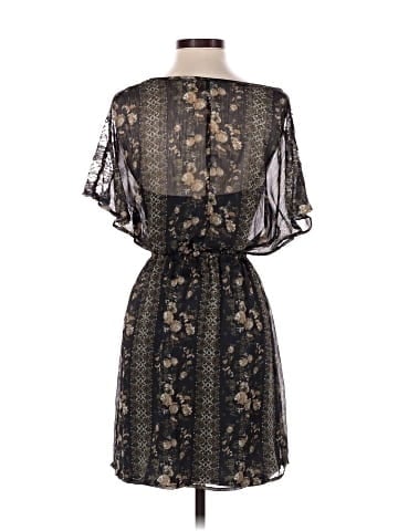 Eyeshadow Casual Dress (view 2)