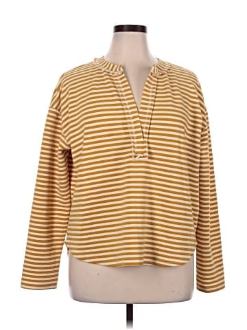 Blu Pepper Pullover Sweater (view 1)