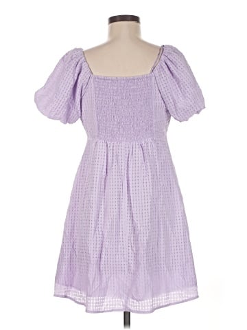 Old Navy Casual Dress (view 2)