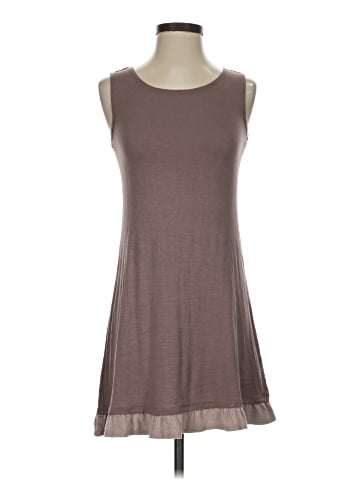 Logo Layers Sleeveless T-Shirt (view 1)