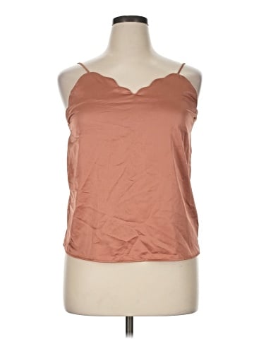 Monteau Sleeveless Top (view 1)