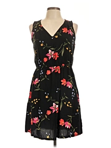 Old Navy Casual Dress (view 1)