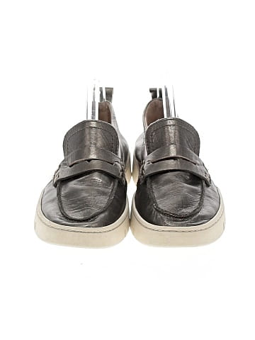 Vionic Flats (view 2)