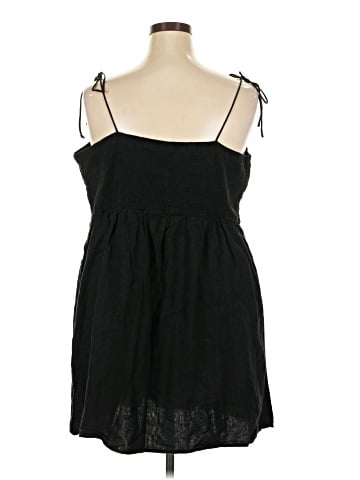 Old Navy Casual Dress (view 2)