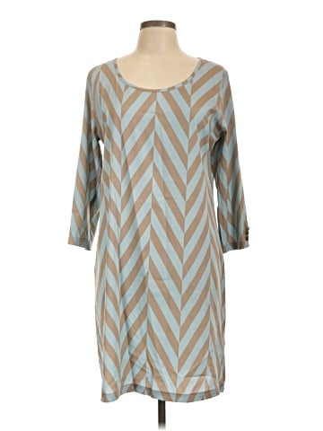The Royal Standard Casual Dress (view 1)