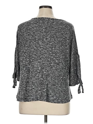 Jon & Anna Pullover Sweater (view 2)