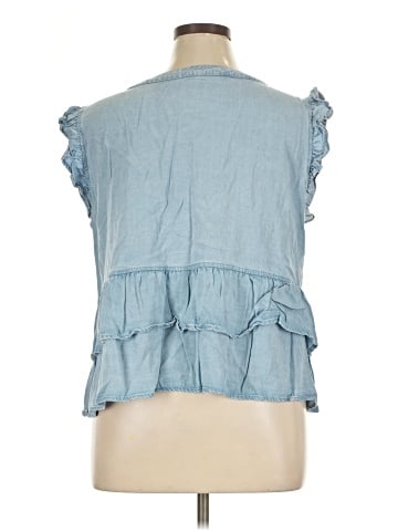 Hayden Sleeveless Blouse (view 2)