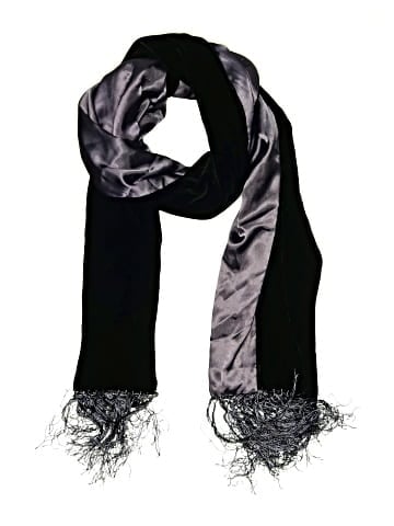 Valerie Stevens Scarf (view 1)