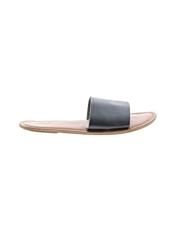Universal Thread Sandals (view 1)