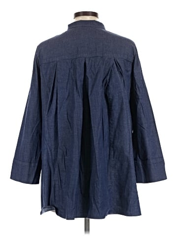 Sara Campbell 3/4 Sleeve Button-Down Shirt (view 2)