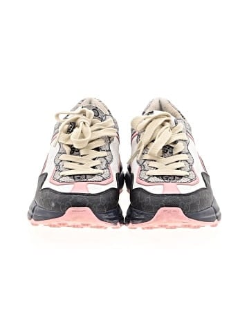 Gucci Sneakers (view 2)