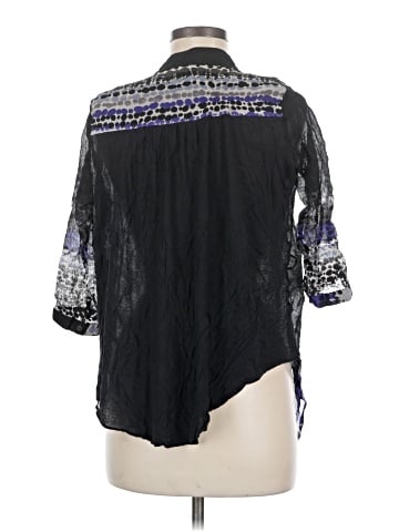 Line & Dot 3/4 Sleeve Blouse (view 2)