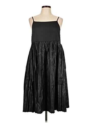 Gracia Cocktail Dress (view 1)