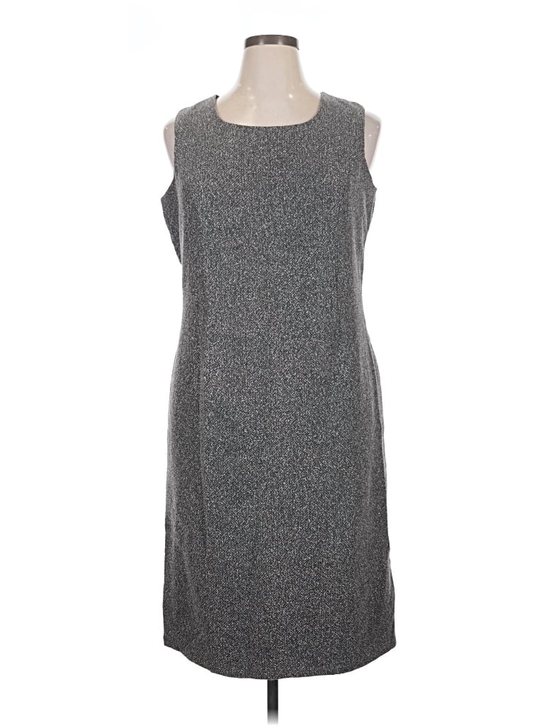 Pre-owned Serengeti Casual Dress In Gray