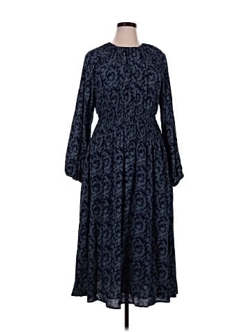 Madewell Bubble-Sleeve Smocked Midi Dress in Floral (view 1)