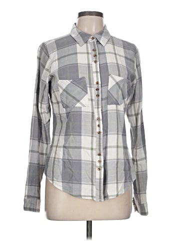 Maurices Long Sleeve Button-Down Shirt (view 1)