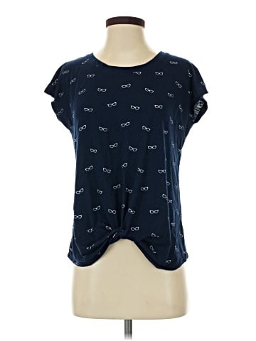 IZOD Short Sleeve Top (view 1)