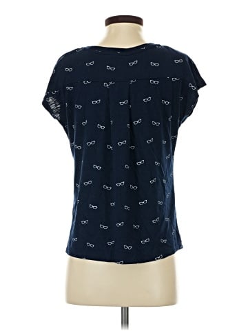 IZOD Short Sleeve Top (view 2)