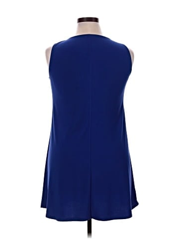 Roz & Ali Casual Dress (view 2)