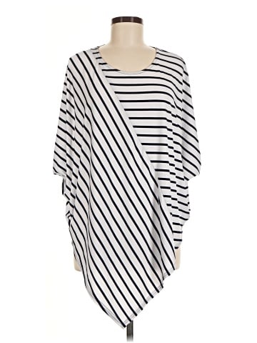 Alfani Poncho (view 1)