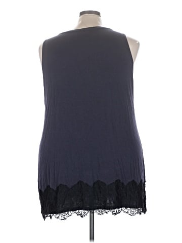 Logo Layers Sleeveless Top (view 2)