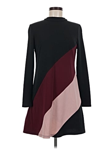 Slate & Willow Casual Dress (view 1)