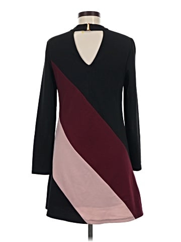 Slate & Willow Casual Dress (view 2)