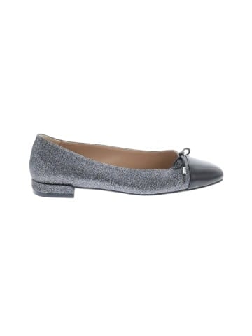 Stuart Weitzman Flats (view 1)