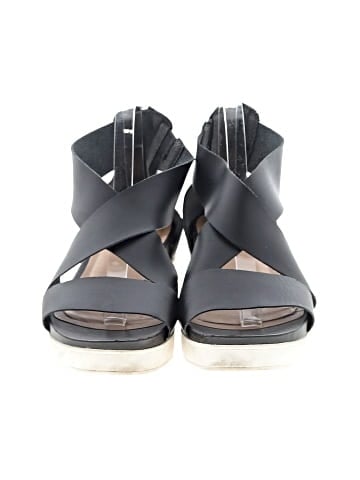 Universal Thread Sandals (view 2)