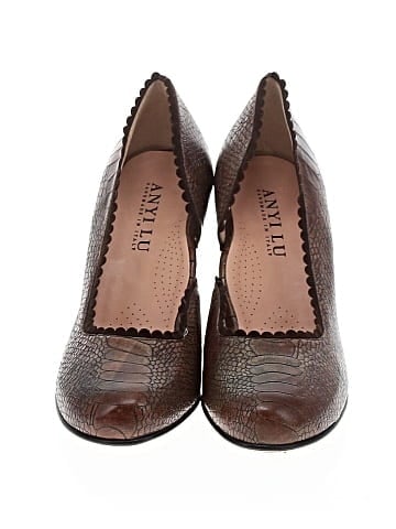 Anyi Lu Heels (view 2)