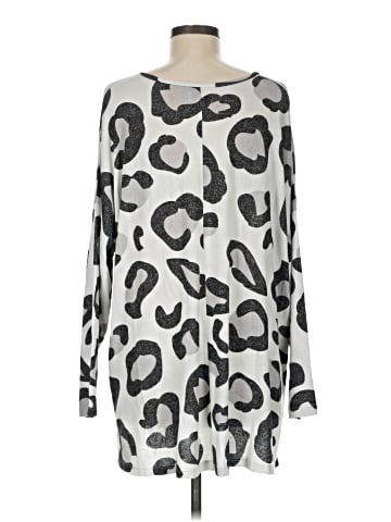 Mud Pie Pullover Sweater (view 2)