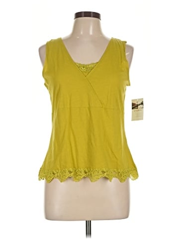 Axcess Sleeveless Top (view 1)