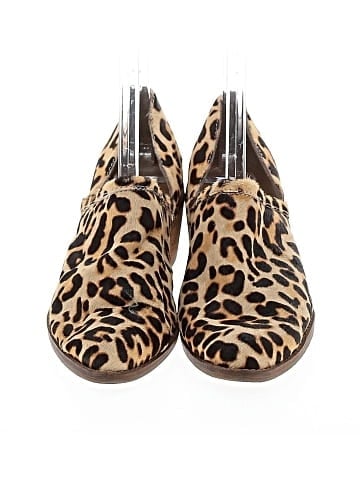 Crown Vintage Flats (view 2)
