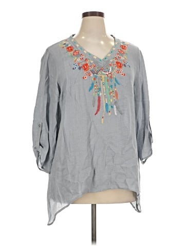 Papillon 3/4 Sleeve Blouse (view 1)