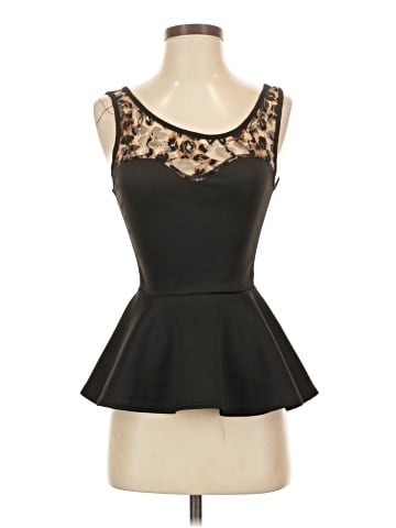 Free Kisses Sleeveless Top (view 1)