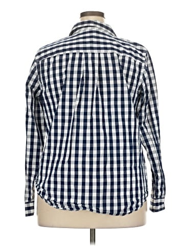St. John's Bay Long Sleeve Button-Down Shirt (view 2)