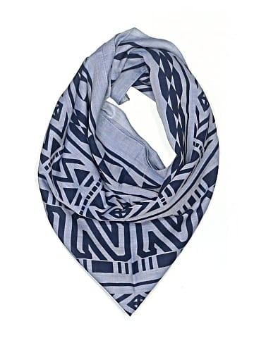 Echo Scarf (view 1)