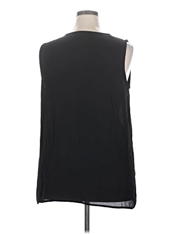 Cha Cha Vente Sleeveless Blouse (view 2)