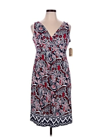 St. John's Bay Casual Dress (view 1)
