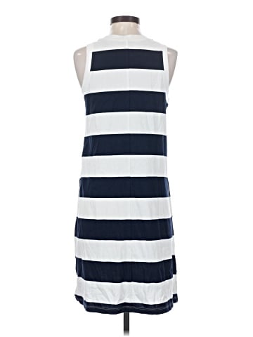 Old Navy Casual Dress (view 2)