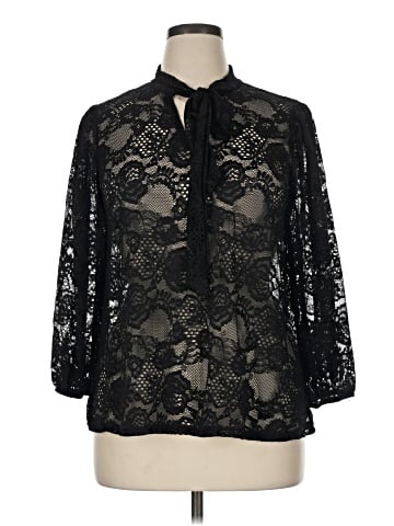 Cable & Gauge 3/4 Sleeve Blouse (view 1)
